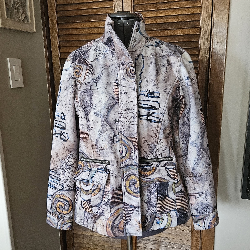 Dolcezza Artistic Patterned Jacket.
